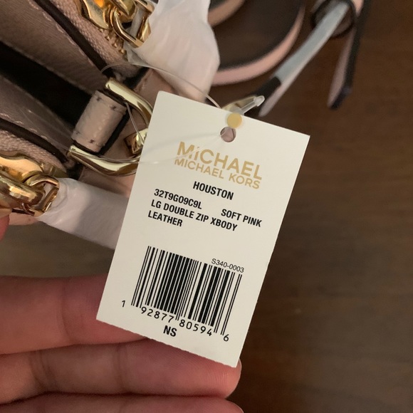 New Mk double zipper crossbody 💝 - Picture 5 of 10